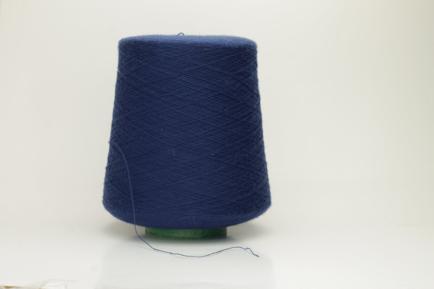 Top Cashmere 100%, 2/48, Loro Piana-E500 54821, Royal blue