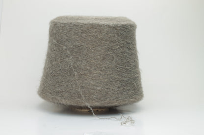 Yak yarn 22% & 54% Merino yarn & 19% PA, 5% EA. Color Brown