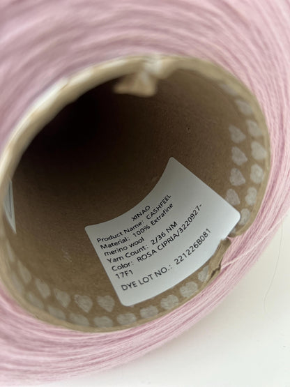 CASHFEEL-extrafine Merino yarn 100%,PROFILLO,Nm 2/36. Rosa.Per 100 gr
