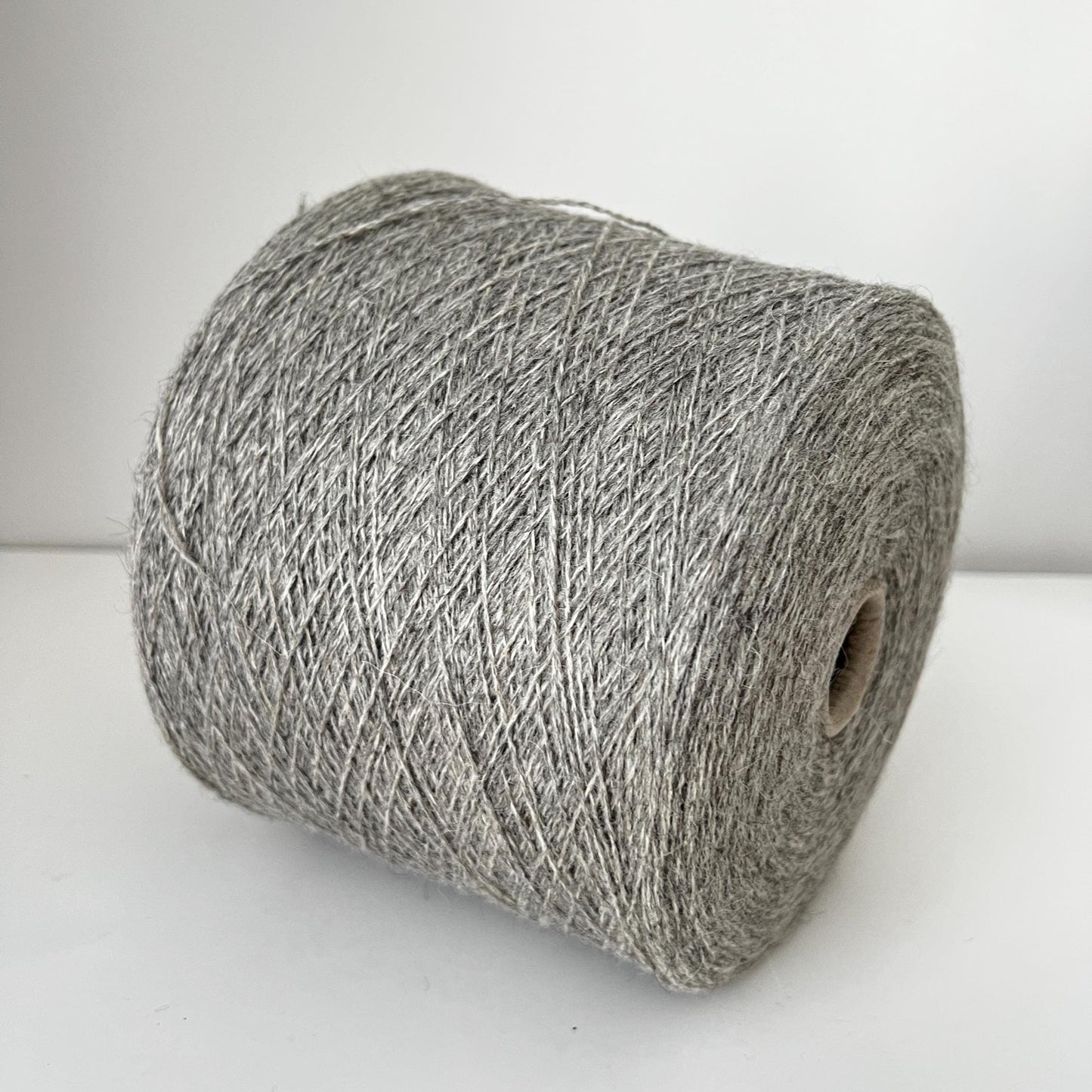 Alpaca 40%,Merino 30%,Mohair 30% Yarn.PROFILLO, Color Gray.Per 100 gr