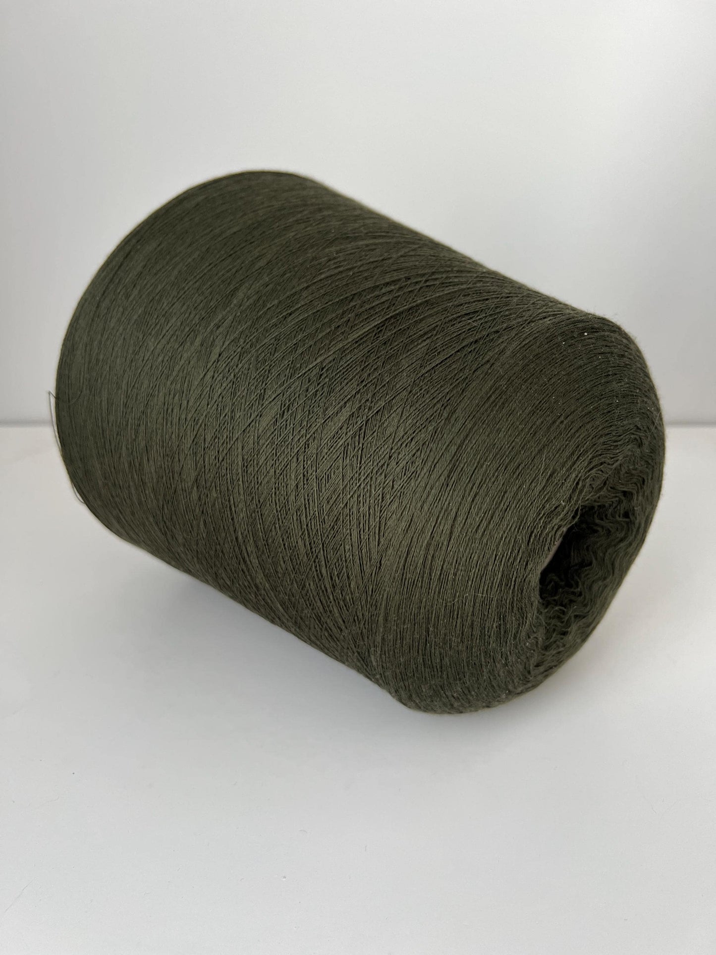 Merino yarn on Cone 100%, Nm 2/60, Loro Piana Wish, Verdone.Per 100 gr