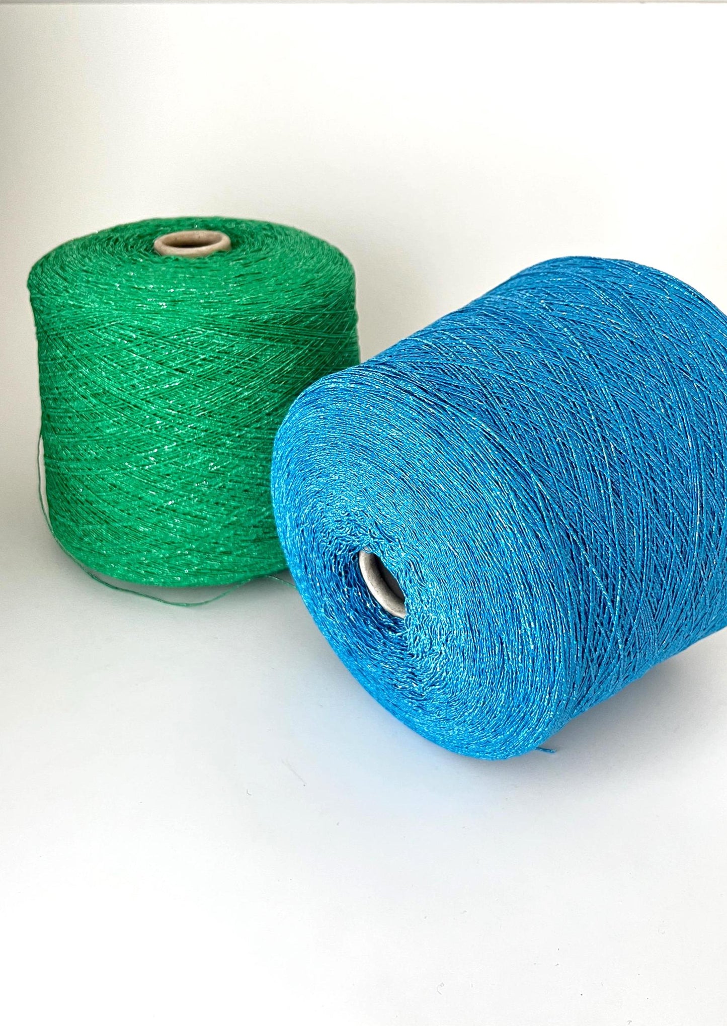 New Mill Hip Hop Lux Yarn 54% Cotton Lurex Blend Nm 4600. Per 100 gr