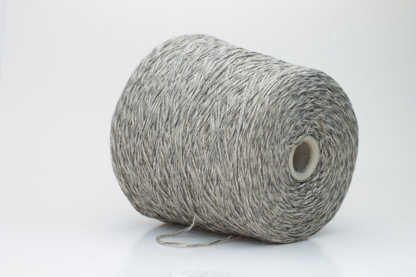 SuperYak 50% & Merino 50%. Nm 230. Natural Fantasy. Color 60213 Mouline