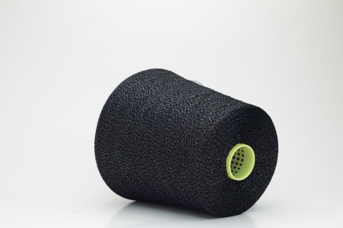 Merino 50%, 38% Cashmere, Solvron 12%. Nm 19/22, Renoir Linsieme, Black