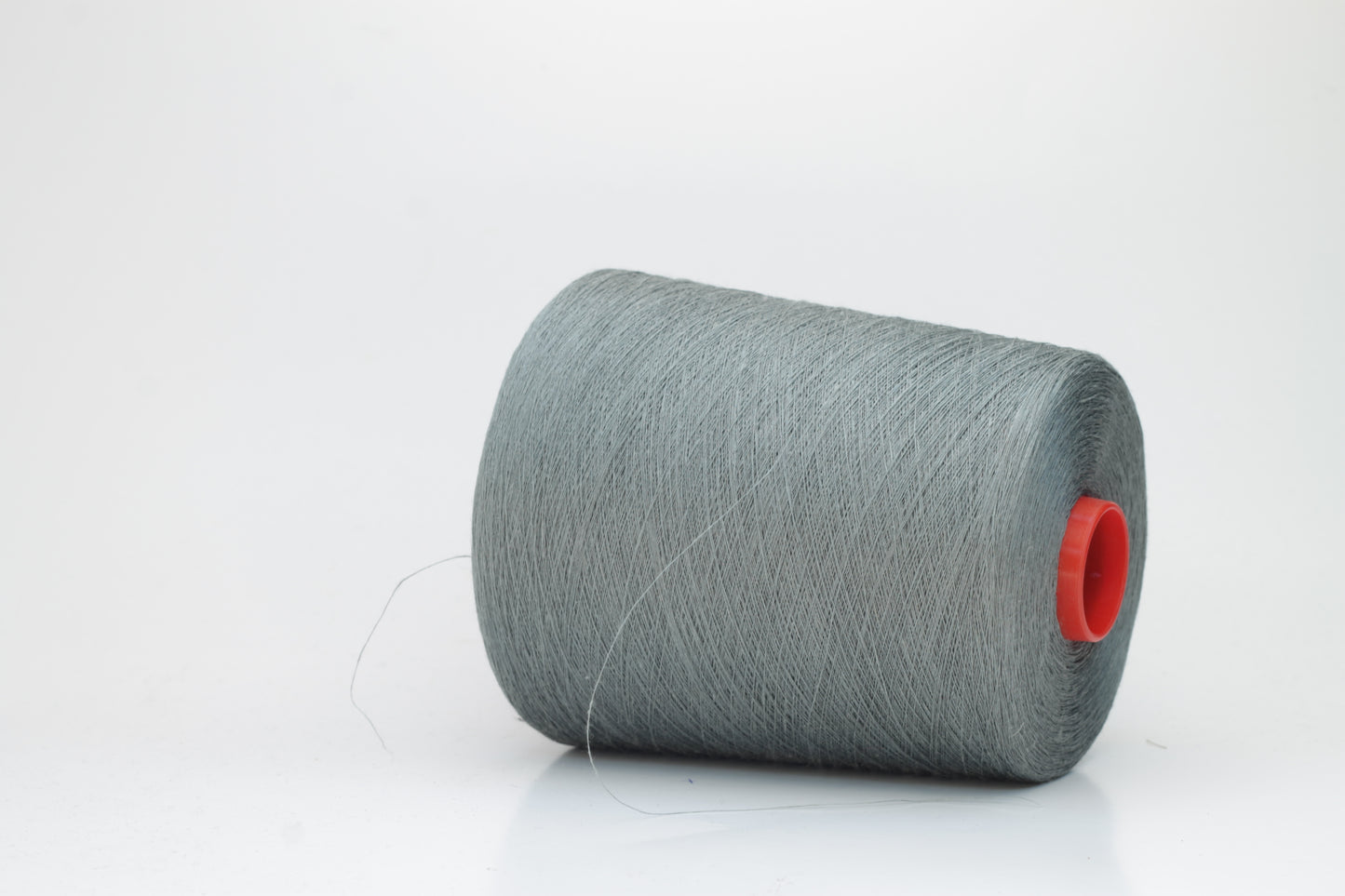 Fine, single-ply linen yarn in a rich Cannone. Reveals a crisp texture and subtle natural sheen, typical of pure linen fiber.