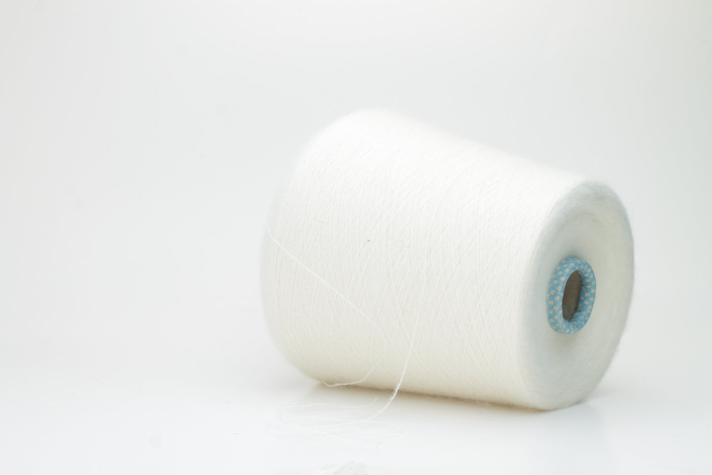 Cashmere yarn 50%,  Silk yarn 50%,Nm 1/30, Cariaggi yarn, color White