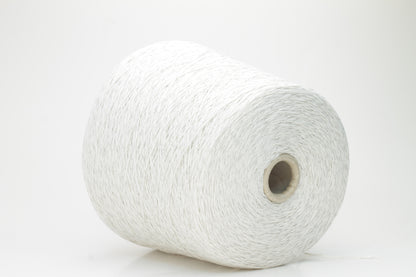 Merino 29%, Viscosa 29%, PA 38%, Cashmere 5%, lame 3%. Nm 5000, FILPUCCI , White