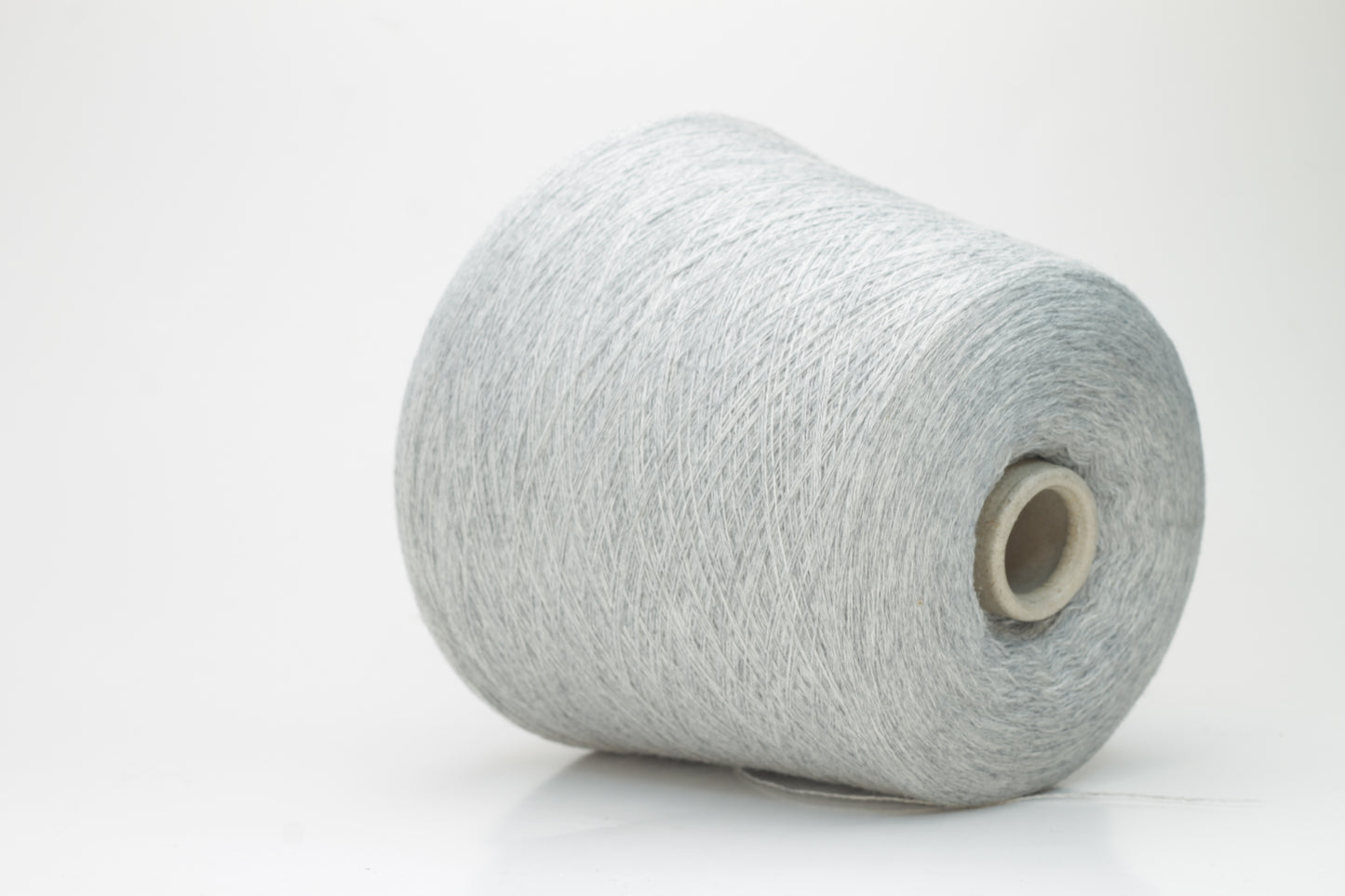 Merino yarn 100%, Nm 2/26, art: Junya, Filpucci - Perla Mel