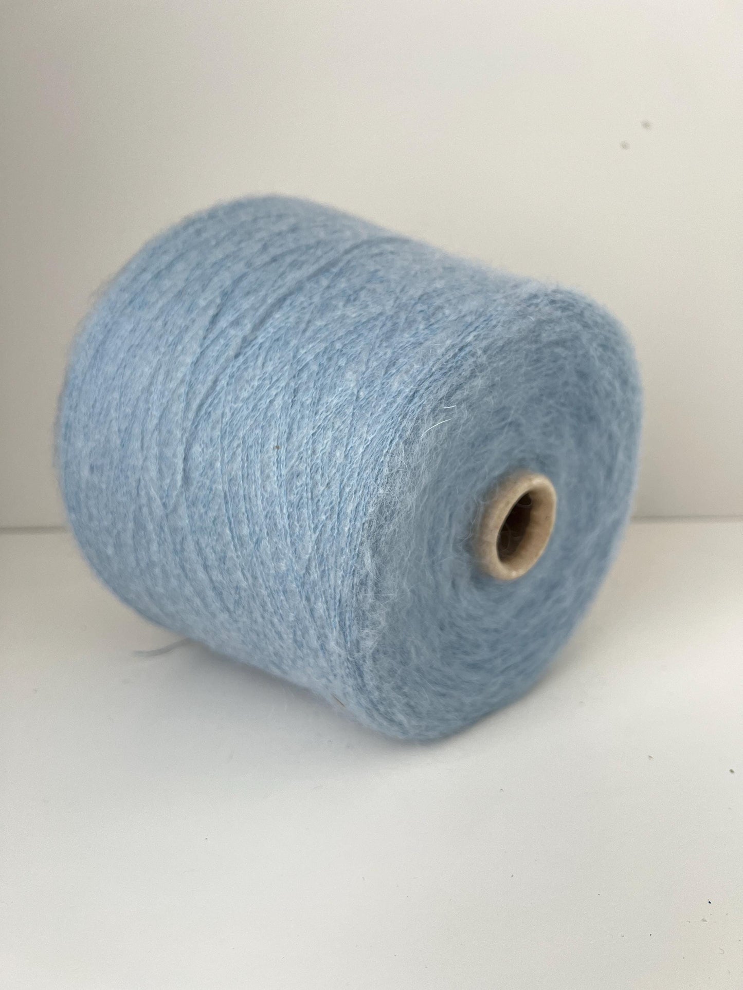 SuperKidMohair 70%, NY 30%, Profilo GIOIA, Nm 9000-Celeste.Per 100 gr