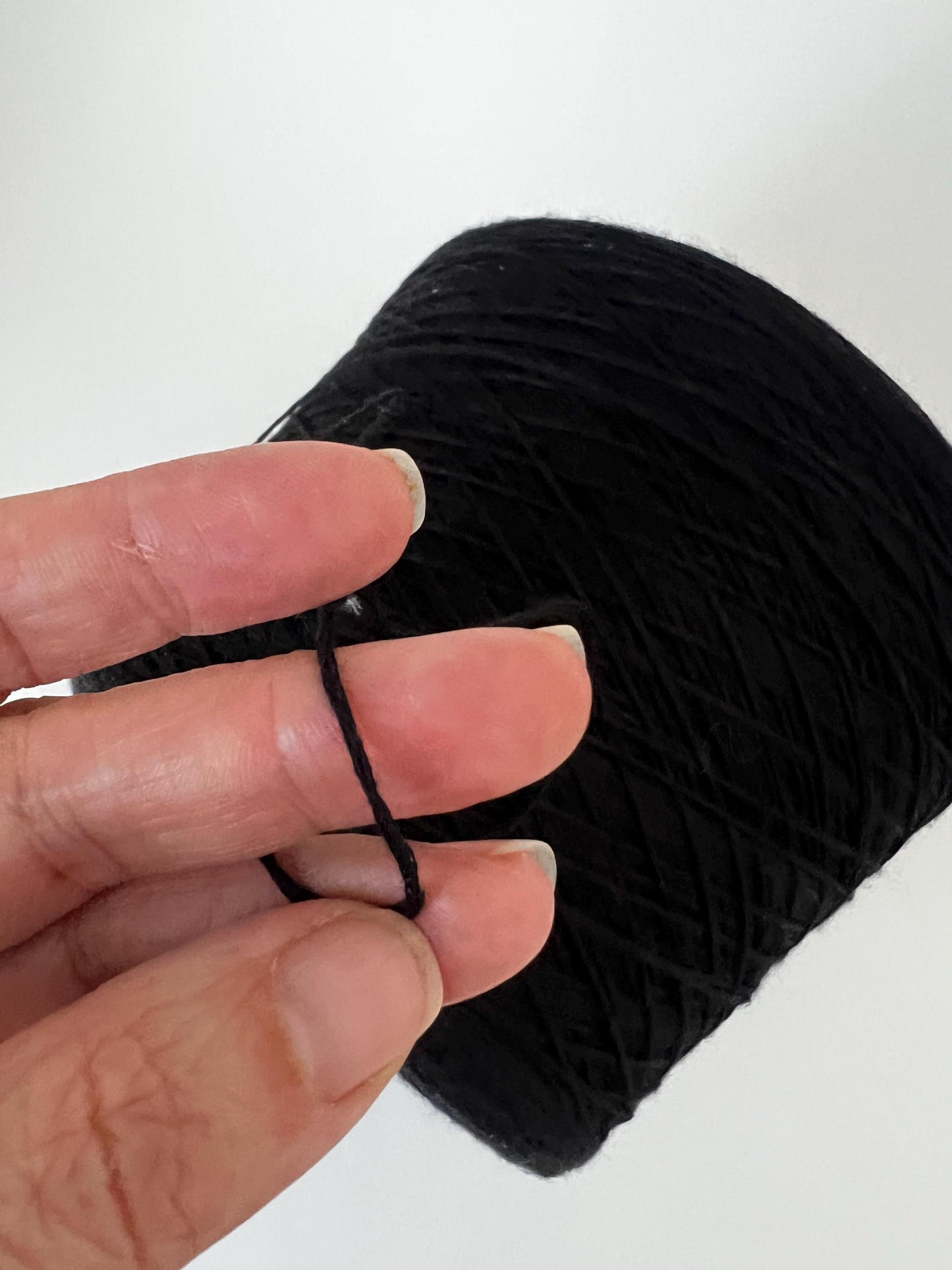 Loro Piana Abacash Yarn 70% Cashmere 30% Abaca Black. Per 100 gr