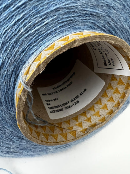 Merino yarn 100%, 2/30, Victoria Biella Yarn-Light Jeans.Per 100 gr