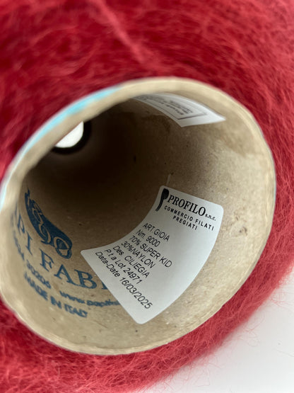 SuperKidMohair 70%, NY 30%, Profilo GIOIA, Nm 9000-Ciliegia.Per 100 gr