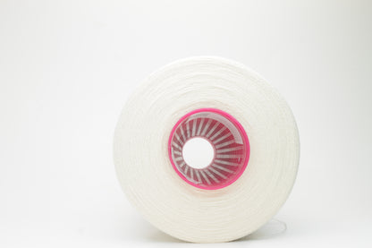 Merino 50%, 38% Cashmere, Solvron 12%. Nm 19/22, Linsieme, White