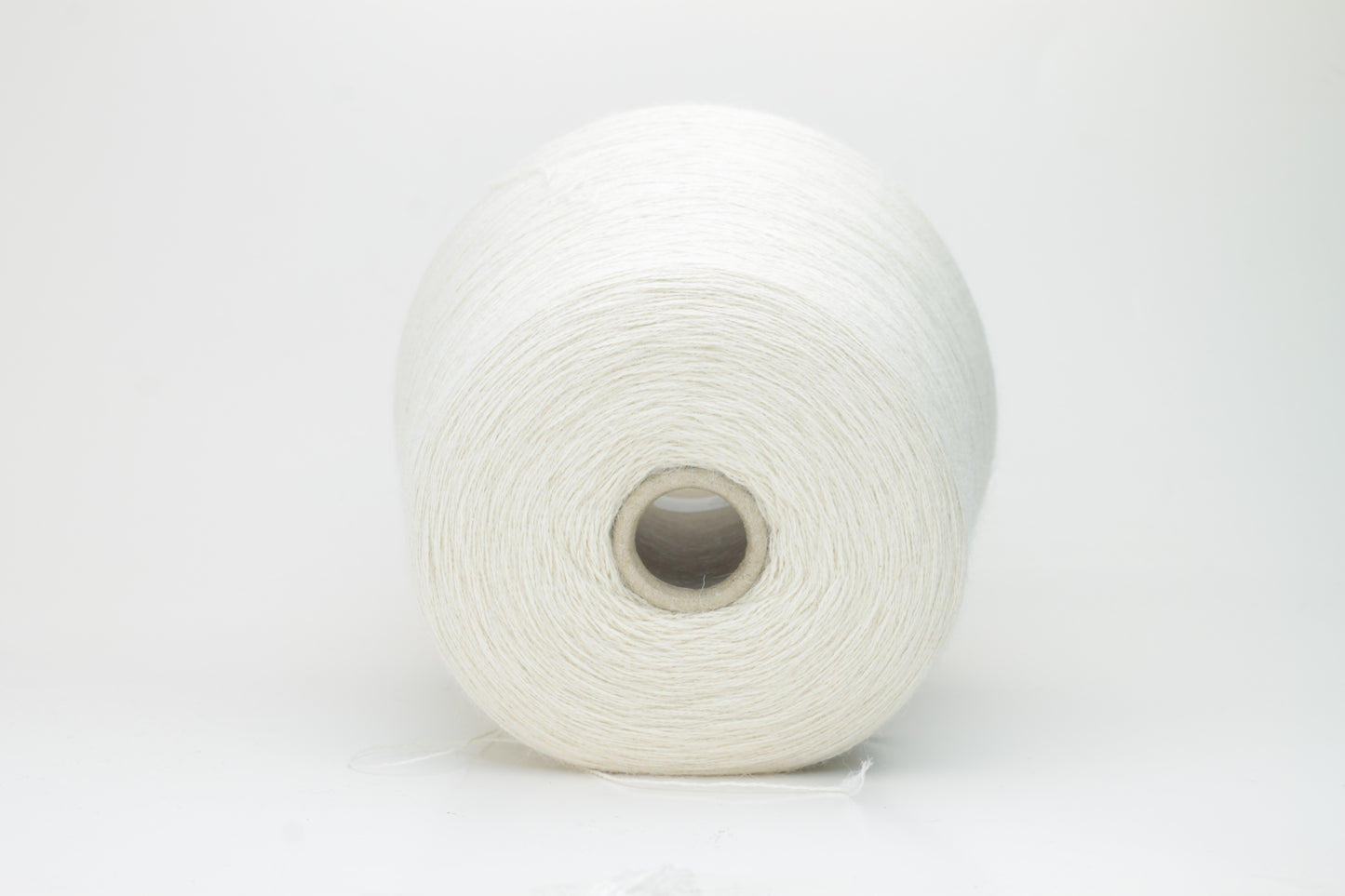 Alpaca yarn 100%, art Suri Filpucci yarn for knitting. Nm 2/16. White