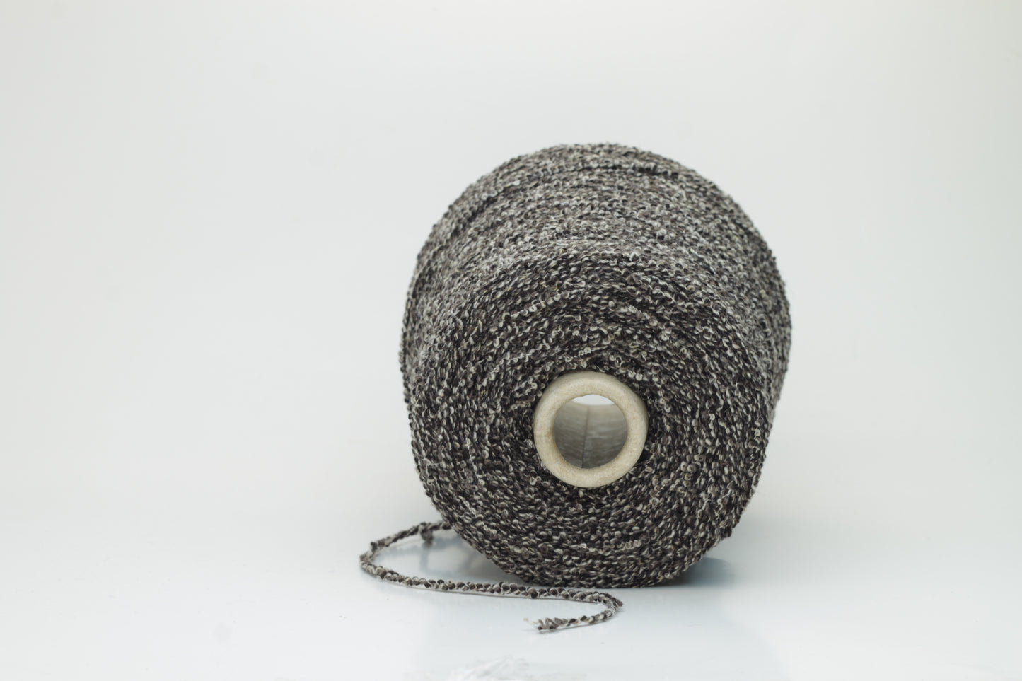 Cashmere 93%, Silk 7%, Nm 1300, Loop Coarsehair Loro Piana yarn, Color Brown&White