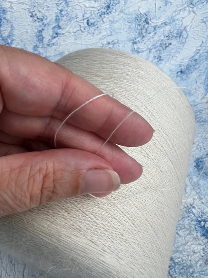 Yarnfil 100% Mohair Undyed Weaving Yarn NM 2/32 – Italy. Per 100 gr