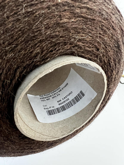 Freedom Royal Alpaca Blend Yarn 70/30 Italy. Color Castoro. Per 100gr