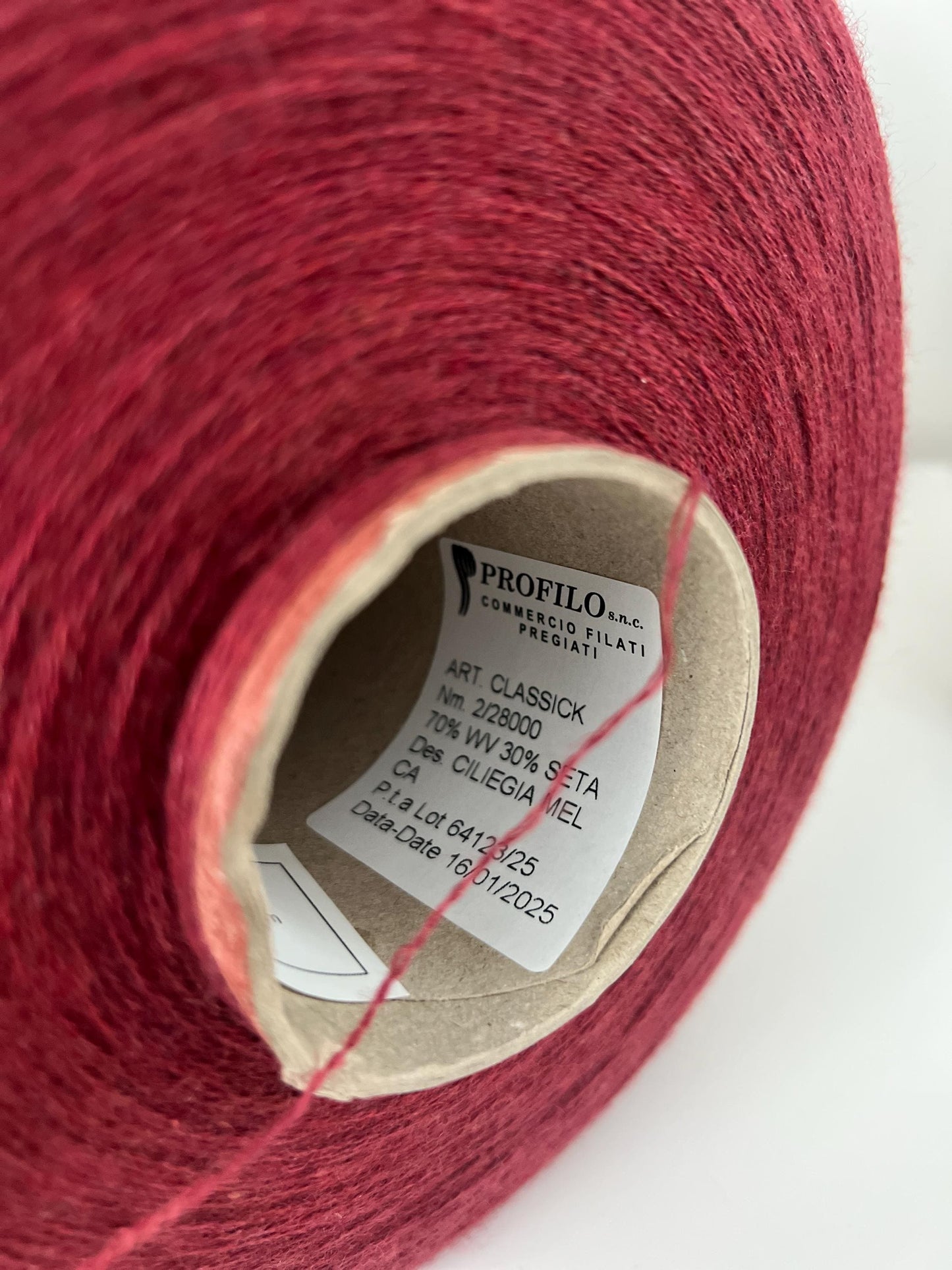 70% Merino&30% Silk yarn,Nm 2/28.PROFILLO,Color Ciliegia.Per 100gr