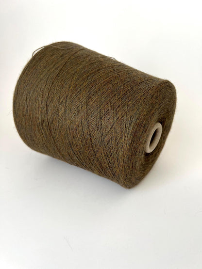 Cashmere 60% & Baby Alpaca 40% yarn,Loro Piana, Color Verde Foglia.Per 100 gr