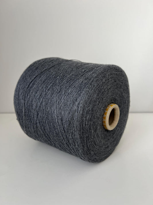 Merino yarn 100%, 2/30, Victoria Biella Yarn-Uniform Gray. Per 100 gr