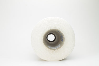 Silk 70%, Cashmere 30%. Nm 2/46, Biagioli Modesto Seta Cash. Color White