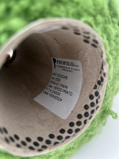 NODONE, Wool 90%, PA 10% Yarn on Cone.Nm 2500,VERDE PRATO.Per 100 gr