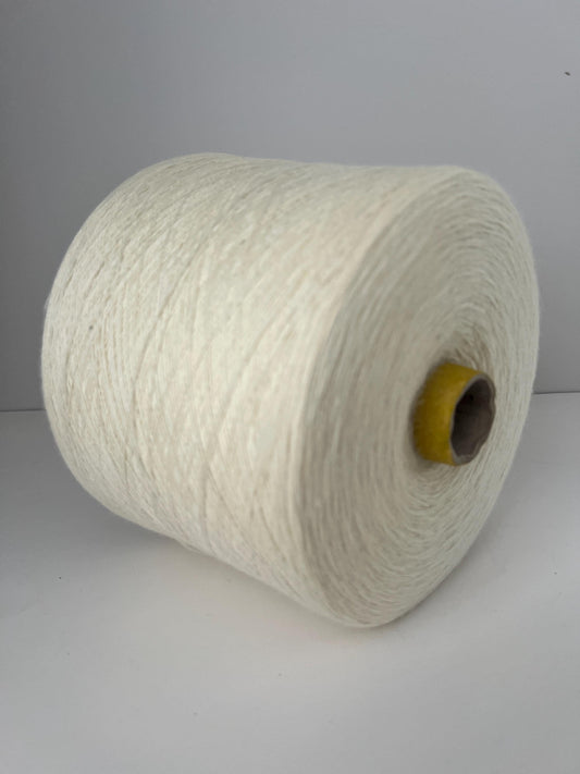 70% Merino & 30% Silk yarn, Nm 2/28. PROFILLO, Color White.Per 100 gr