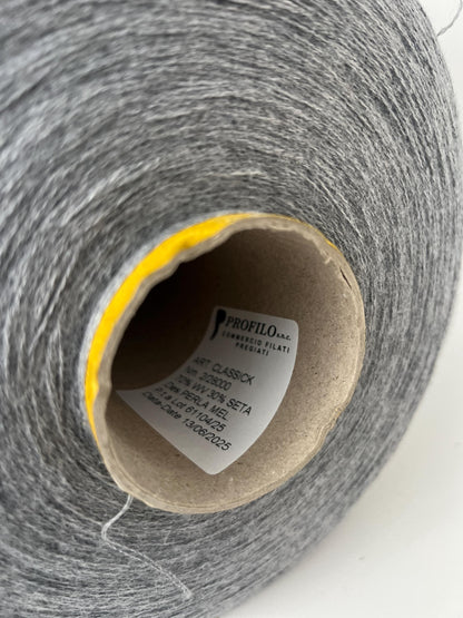 70% Merino&30% Silk yarn,Nm 2/28.PROFILLO,Color Perla.Per 100gr