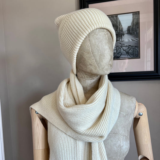 White 100% Pure Cashmere Oversized Knit Scarf–Warm & Luxurious Wrap