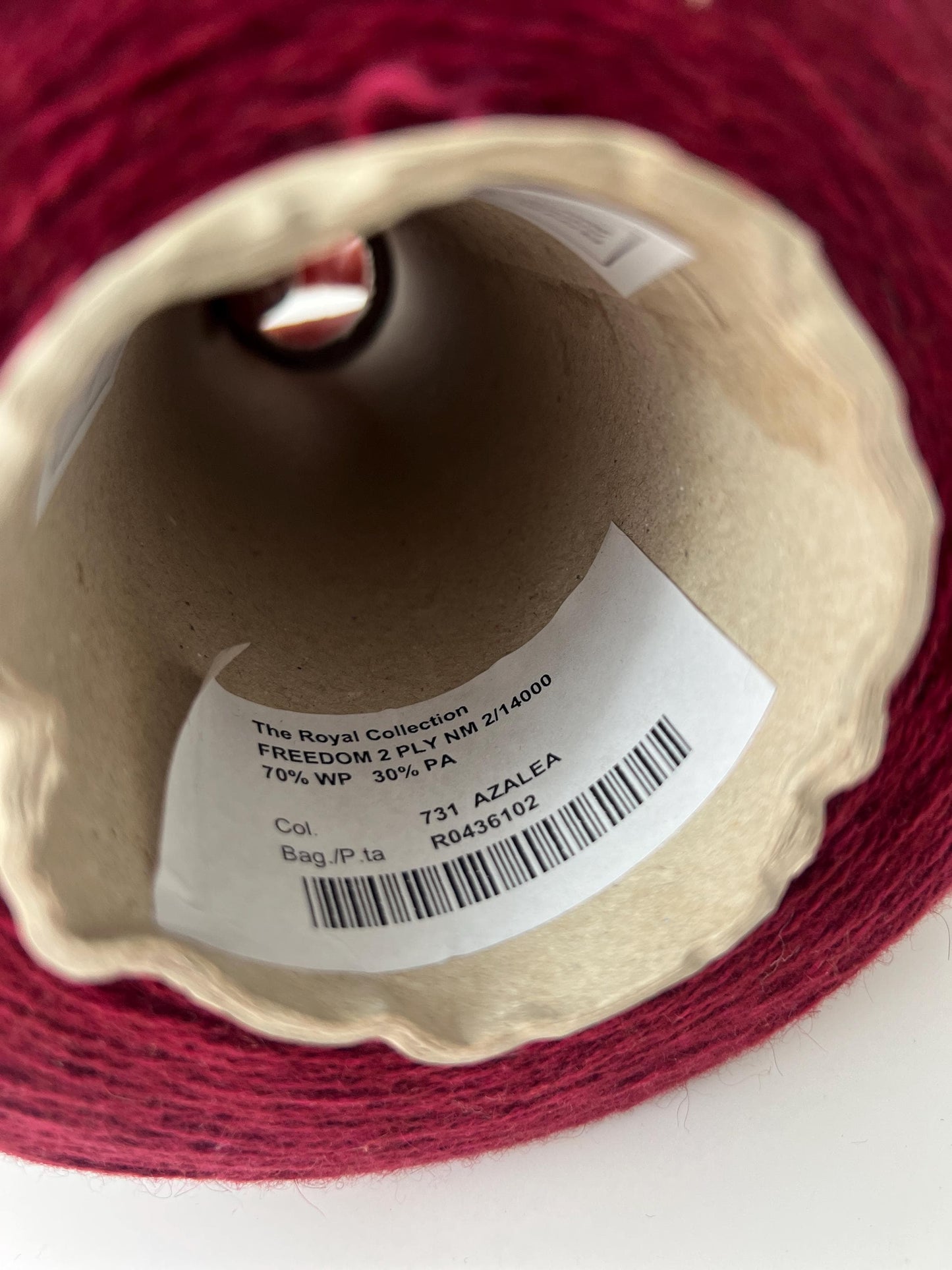 Freedom Royal Alpaca Blend Yarn 70/30 Italy. Color Azalea. Per 100gr